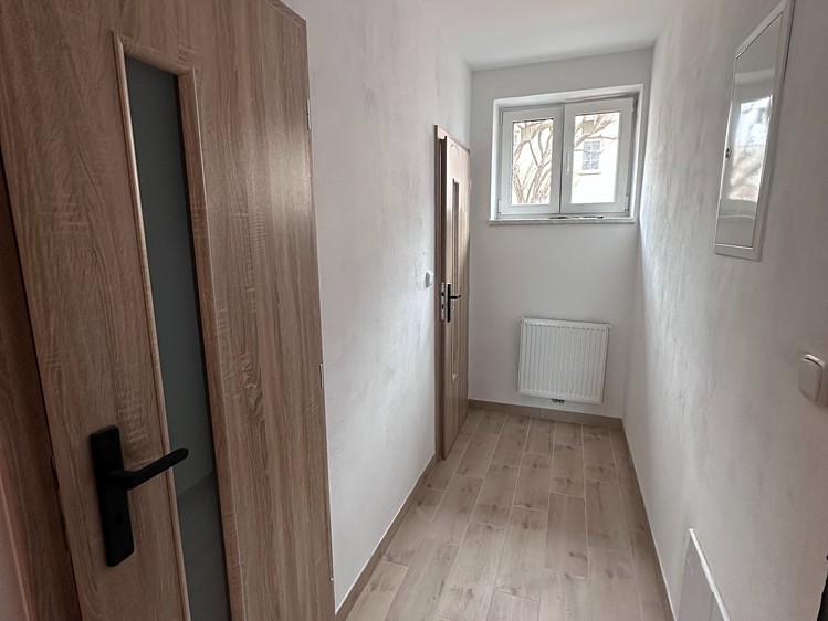 Pronájem bytu 1+kk 36 m² (Jednopodlažní) - foto 3