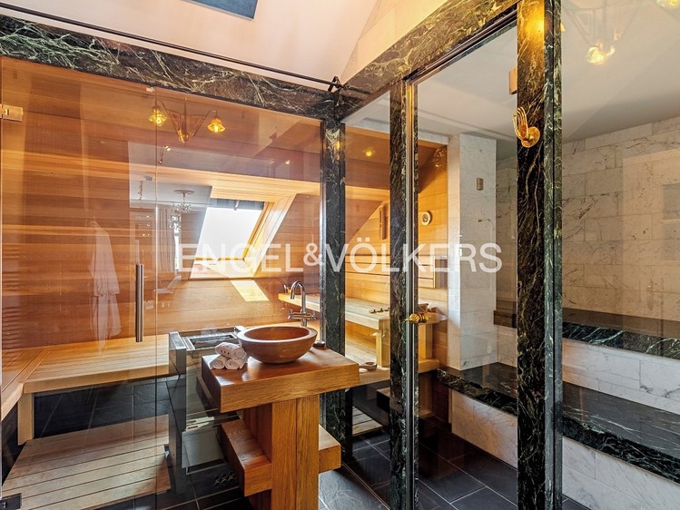 Pronájem bytu 5+kk 600 m² - foto 4