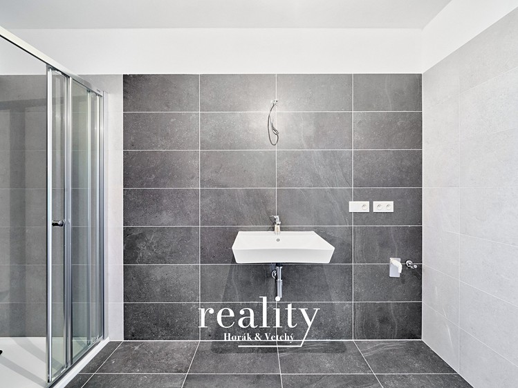 Pronájem bytu 2+kk 56 m² (Jednopodlažní) - foto 8