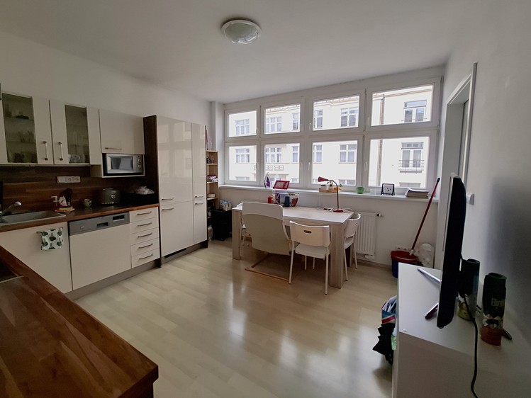 Pronájem bytu 3+1 110 m² (Jednopodlažní) - foto 3