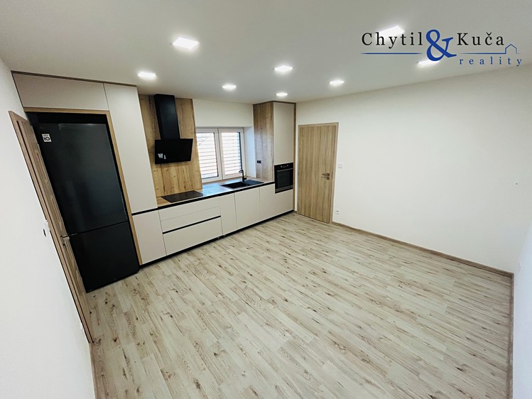 Pronájem bytu 2+kk 40 m² - foto 5