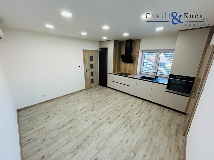 Pronájem bytu 2+kk 40 m² - foto 6