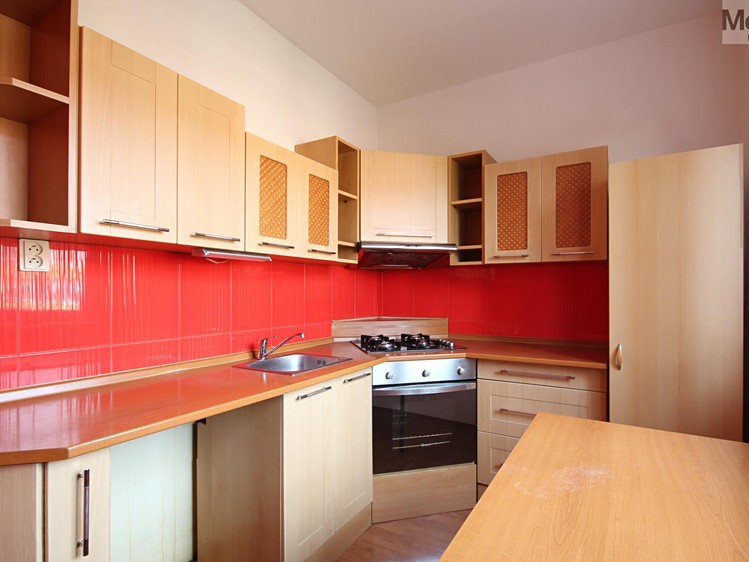 Pronájem bytu 2+1 53 m² - foto 2