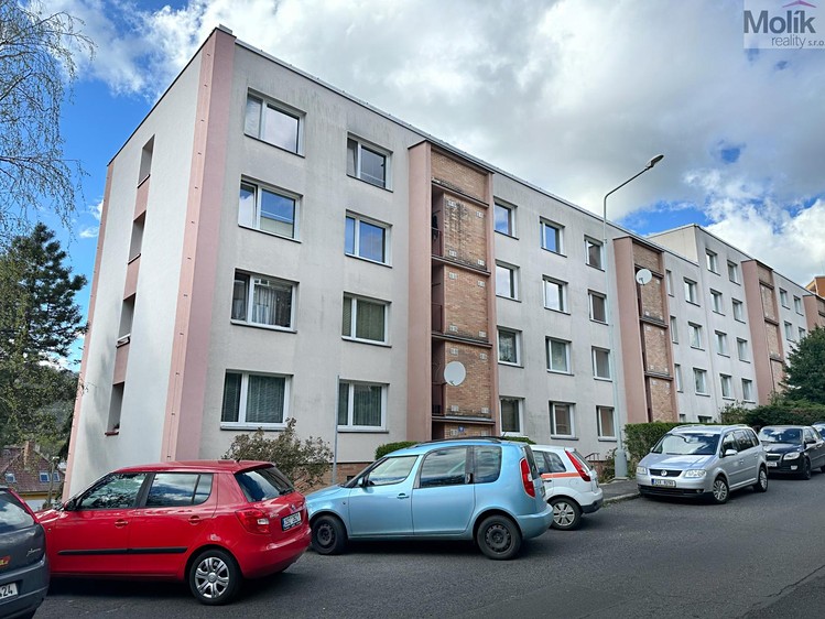Pronájem bytu 1+1 33 m² - foto 1