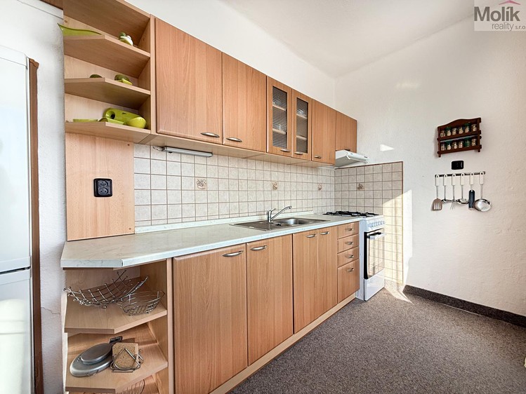 Pronájem bytu 2+1 54 m² - foto 2