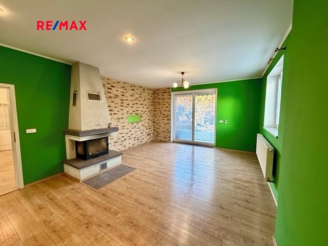 Pronájem bytu 2+1 74 m² (Jednopodlažní) - foto 4