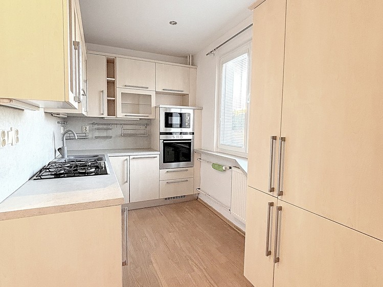 Pronájem bytu 3+1 64 m² - foto 4
