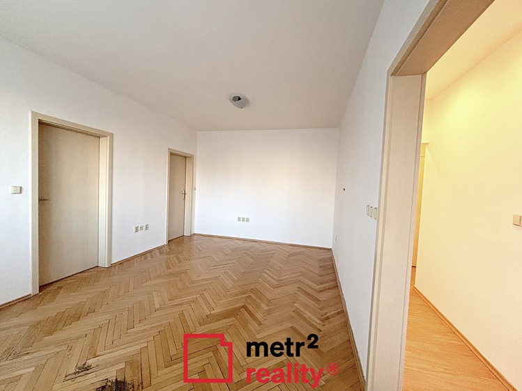 Pronájem bytu 3+1 64 m² - foto 6