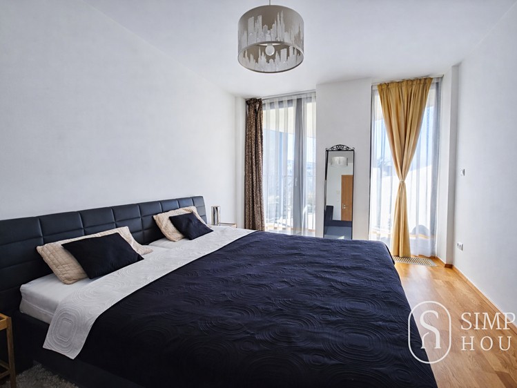 Pronájem bytu 2+kk 81 m² - foto 4