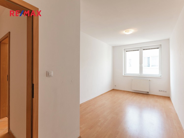 Pronájem bytu 3+kk 86 m² - foto 7