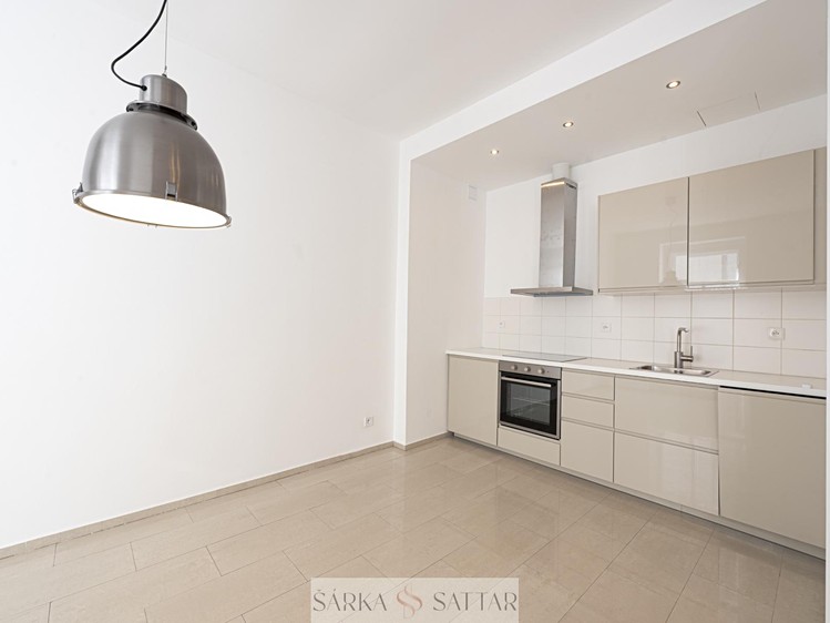 Pronájem bytu 2+kk 76 m² - foto 6