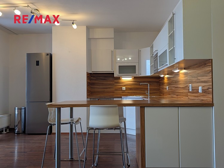 Pronájem bytu 2+kk 47 m² - foto 5