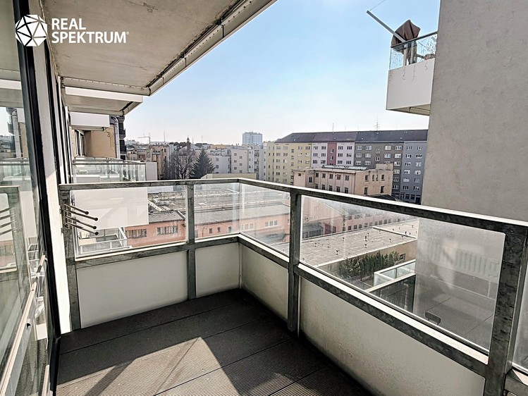 Pronájem bytu 2+kk 43 m² - foto 3