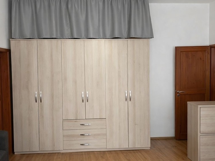Pronájem bytu 3+1 73 m² (Podkrovní) - foto 7