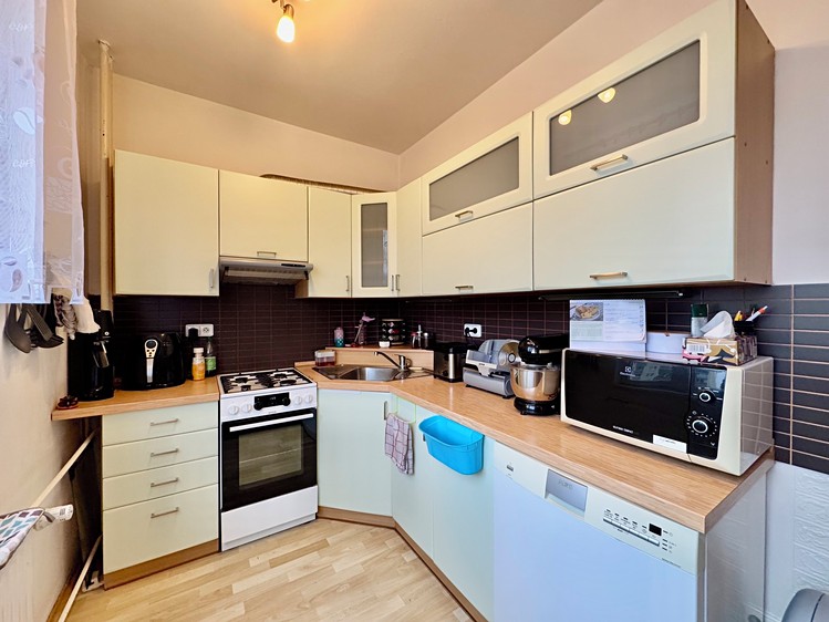 Pronájem bytu 3+1 68 m² (Jednopodlažní) - foto 1