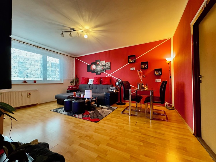 Pronájem bytu 3+1 68 m² (Jednopodlažní) - foto 2