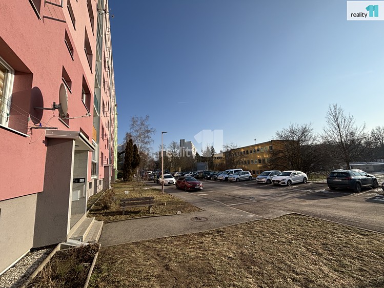 Pronájem bytu 2+kk 41 m² - foto 8