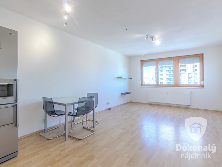 Pronájem bytu 2+kk 51 m² - foto 2
