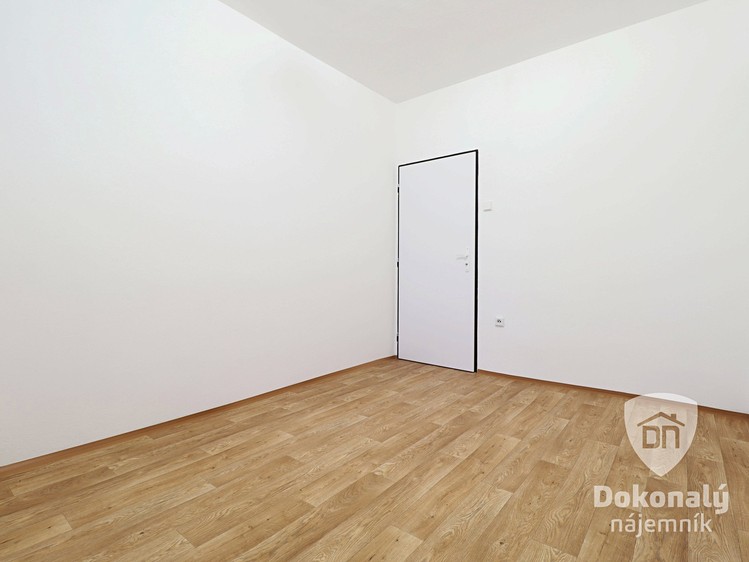 Pronájem bytu 2+1 49 m² - foto 7