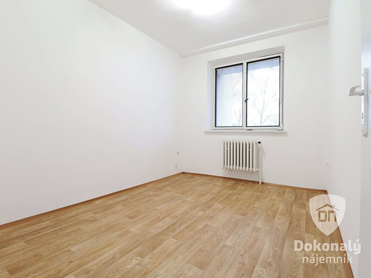 Pronájem bytu 2+1 49 m² - foto 6