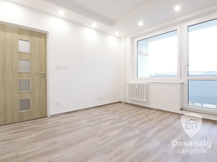 Pronájem bytu 2+1 53 m² - foto 7
