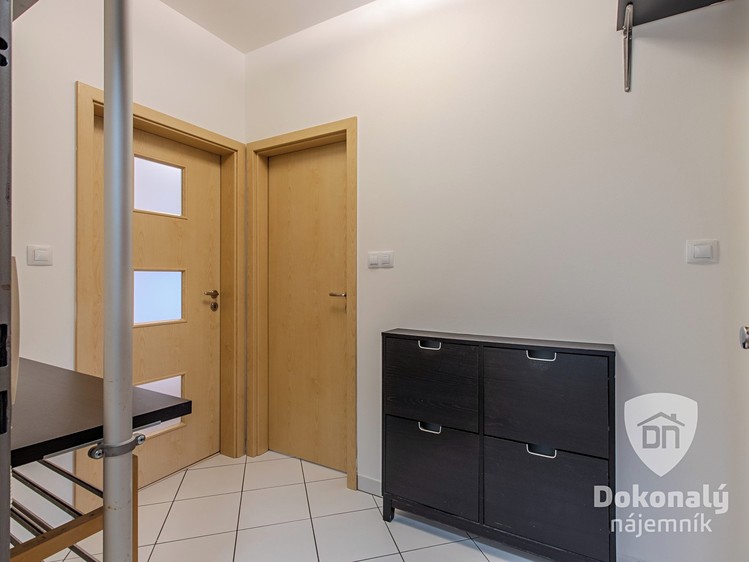 Pronájem bytu 2+kk 52 m² - foto 4