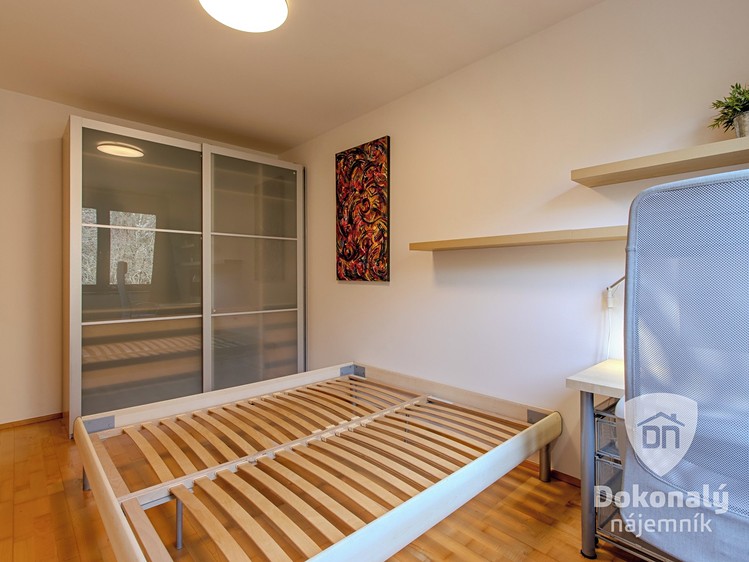 Pronájem bytu 2+kk 52 m² - foto 3