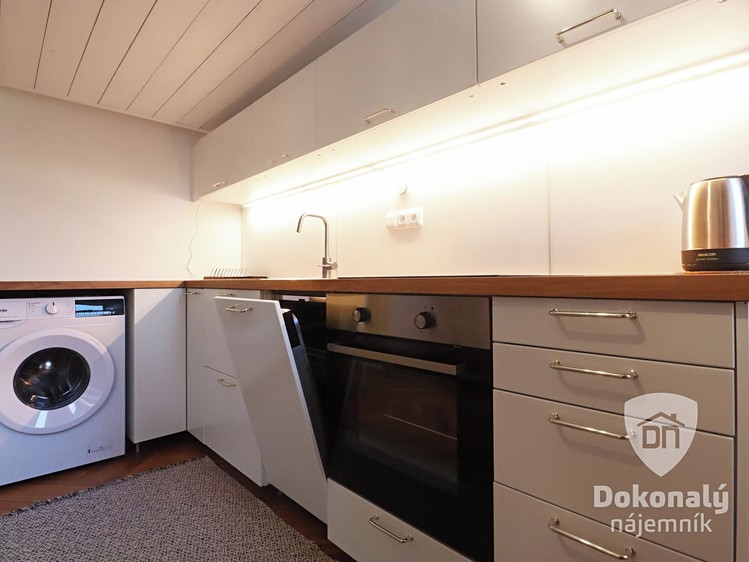 Pronájem bytu 1+kk 21 m² - foto 7