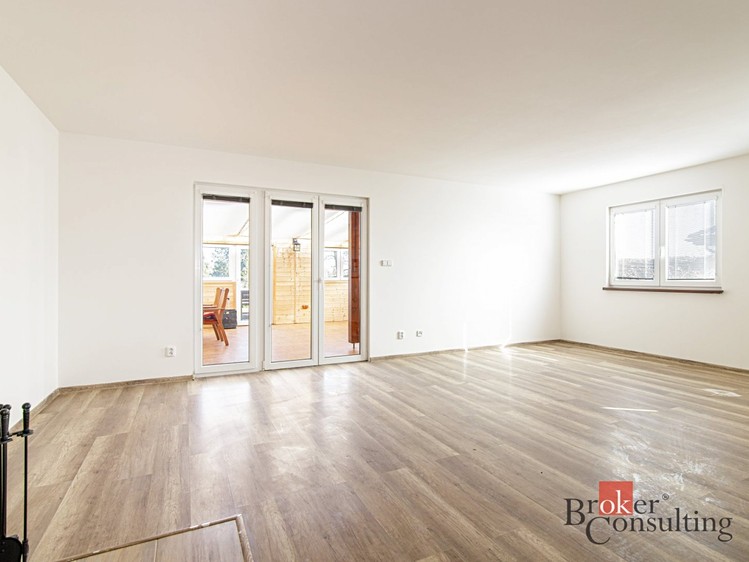 Prodej  rodinného domu 140 m², pozemek 161 m² - foto 4