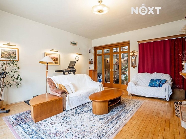 Prodej rodinného domu 259 m², pozemek 1 117 m² - foto 4