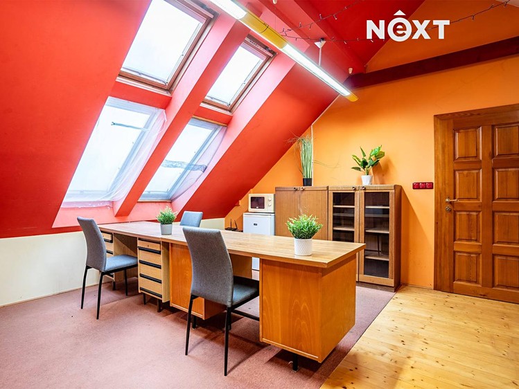 Prodej rodinného domu 259 m², pozemek 1 117 m² - foto 7