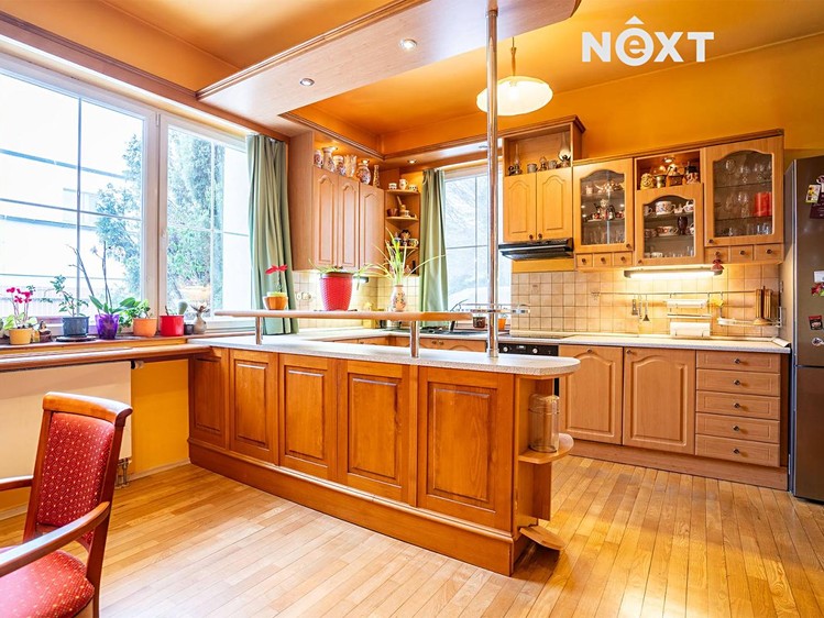 Prodej rodinného domu 259 m², pozemek 1 117 m² - foto 6