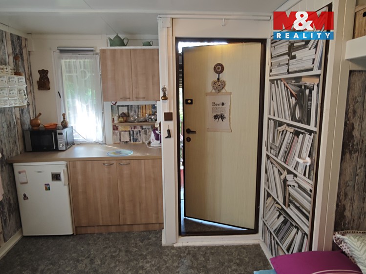 Prodej  chaty 16 m², pozemek 17 m² - foto 8