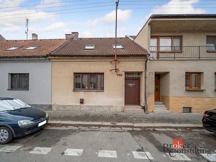 Prodej rodinného domu 106 m², pozemek 73 m² - foto 2