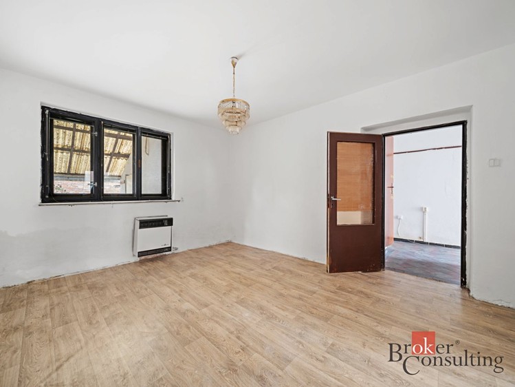 Prodej rodinného domu 106 m², pozemek 73 m² - foto 1