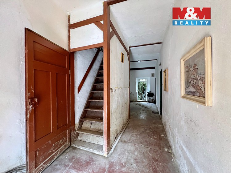 Prodej rodinného domu 146 m², pozemek 722 m² - foto 3