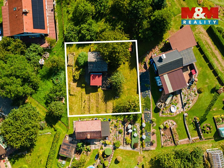 Prodej podílu 3/4  chaty 48 m², pozemek 416 m² - foto 6
