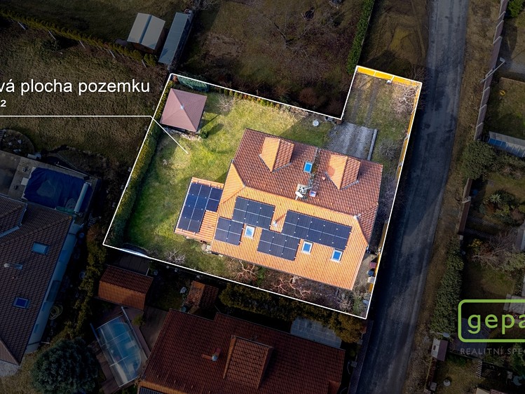 Prodej rodinného domu 350 m², pozemek 582 m² - foto 5