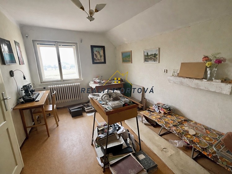 Prodej rodinného domu 179 m², pozemek 3 930 m² - foto 8