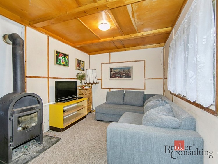 Prodej chaty 25 m², pozemek 322 m² - foto 3