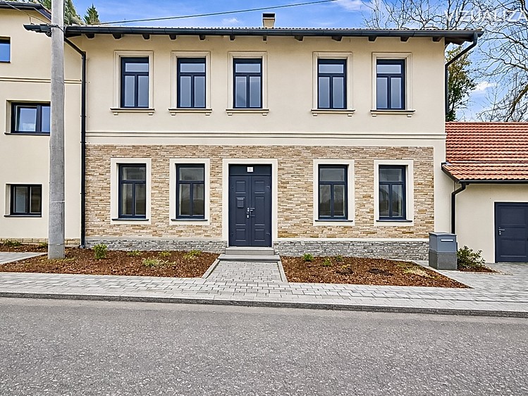 Prodej rodinného domu 140 m², pozemek 1 817 m² - foto 4