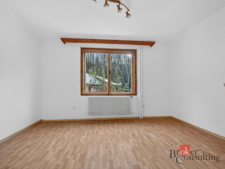 Prodej rodinného domu 301 m², pozemek 1 951 m² - foto 6
