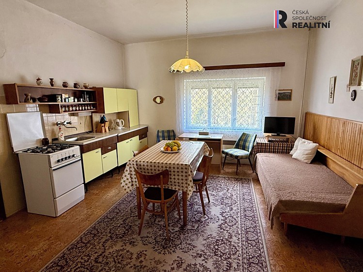 Prodej rodinného domu 117 m², pozemek 746 m² - foto 3