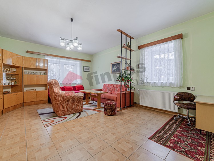 Prodej rodinného domu 150 m², pozemek 1 194 m² - foto 4