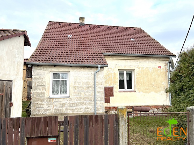 Prodej rodinného domu 135 m², pozemek 878 m² - foto 7