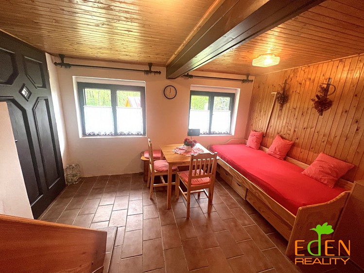 Prodej chaty 57 m², pozemek 431 m² - foto 2
