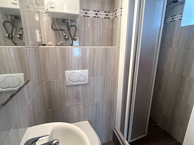 Prodej chaty 57 m², pozemek 431 m² - foto 7