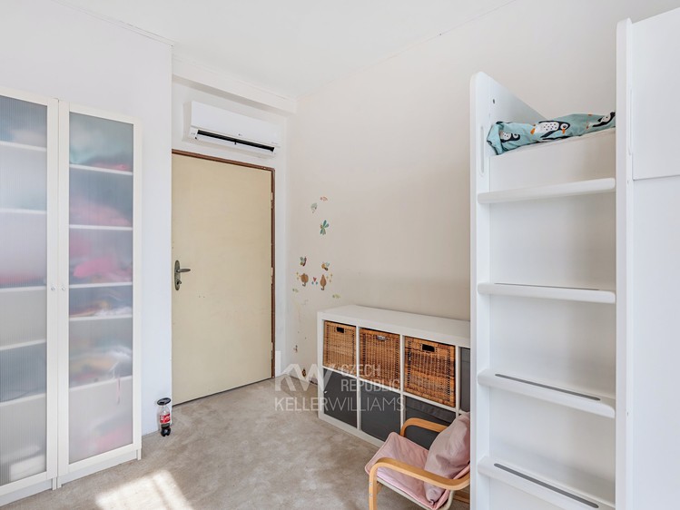 Prodej rodinného domu 205 m², pozemek 574 m² - foto 7