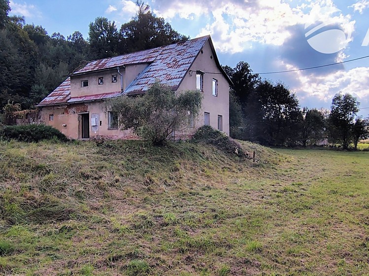 Prodej rodinného domu 260 m², pozemek 627 m² - foto 6