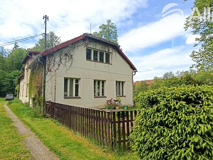 Prodej rodinného domu 320 m², pozemek 406 m² - foto 6